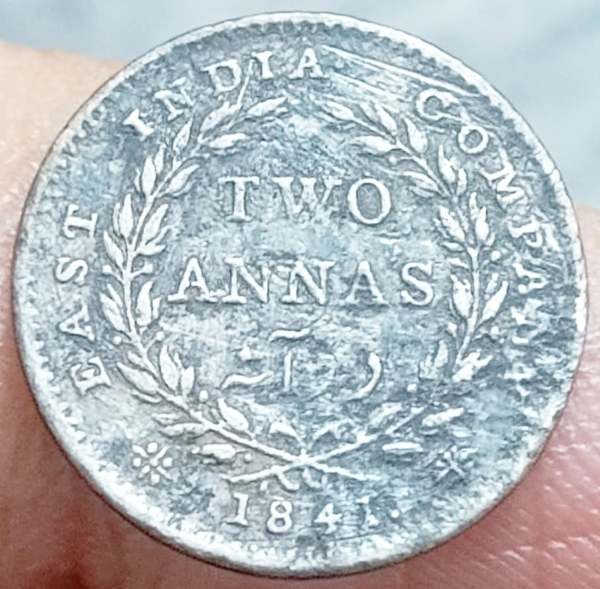 1840-2-Anna-Mule--Divided-Legend-Obverse-and-Continuous-Legend-Reverse-British-India-Silver-Coin1